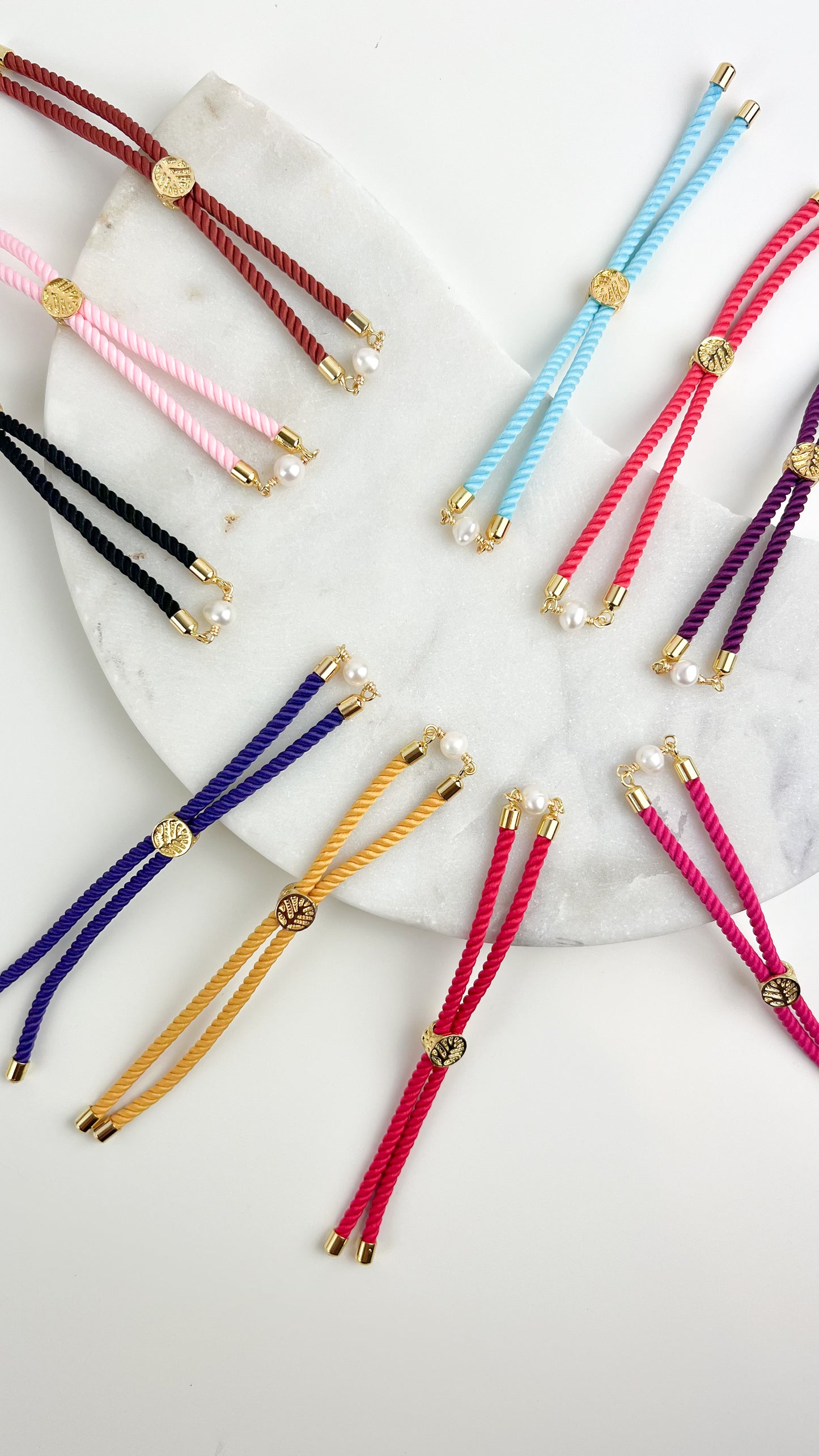 Pulsera ajustable con perla