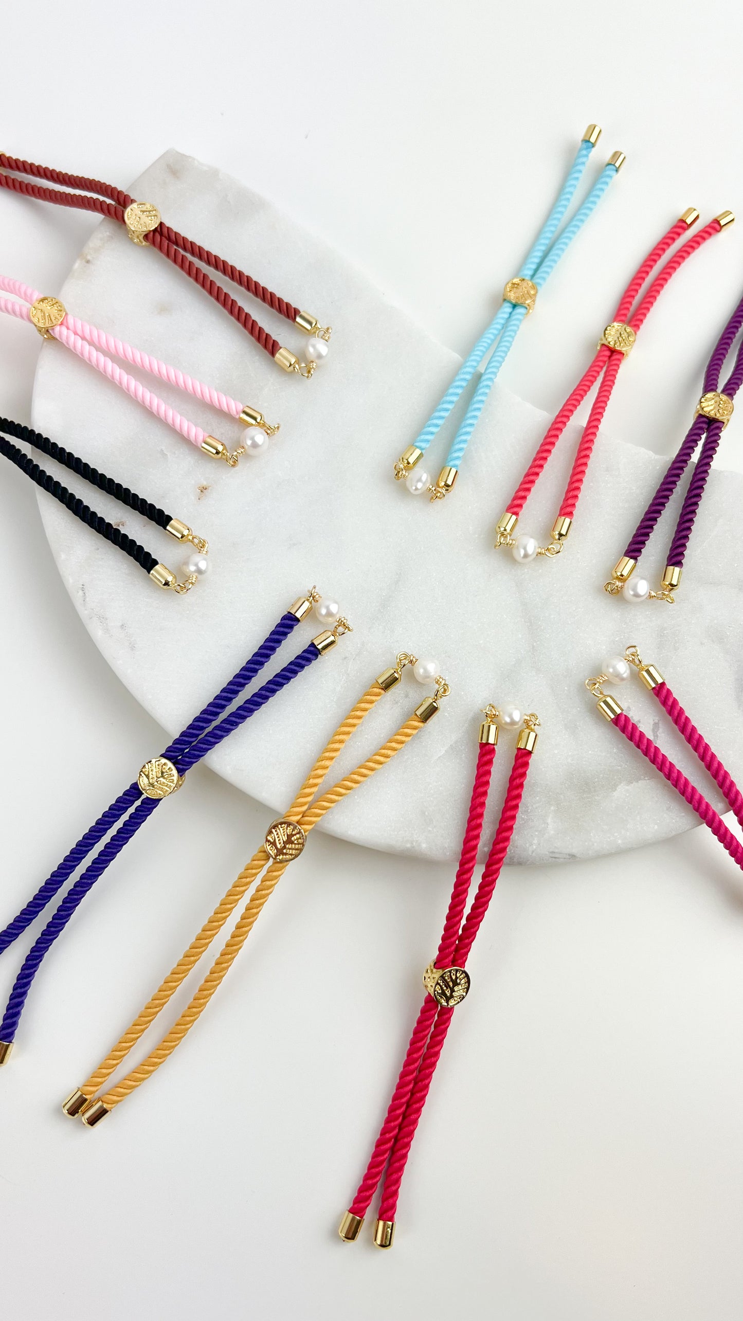 Pulsera ajustable con perla