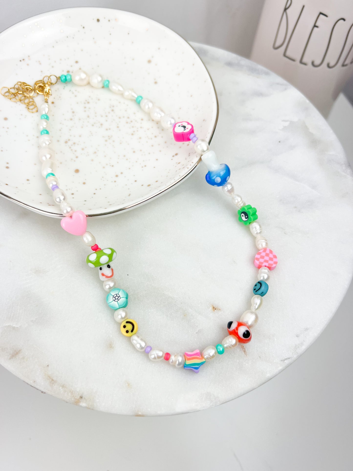 MEL Choker