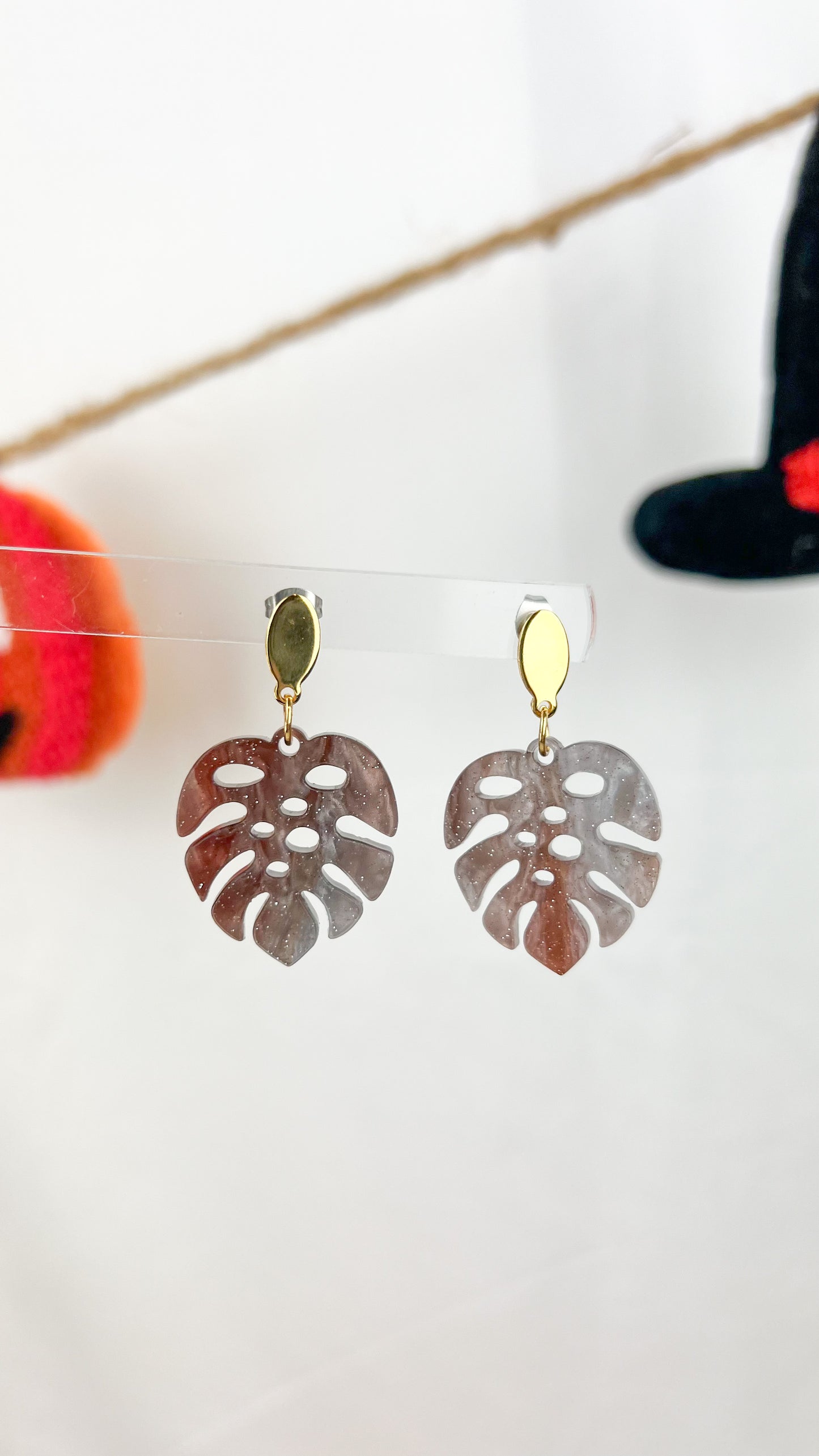 Monstera Earrings