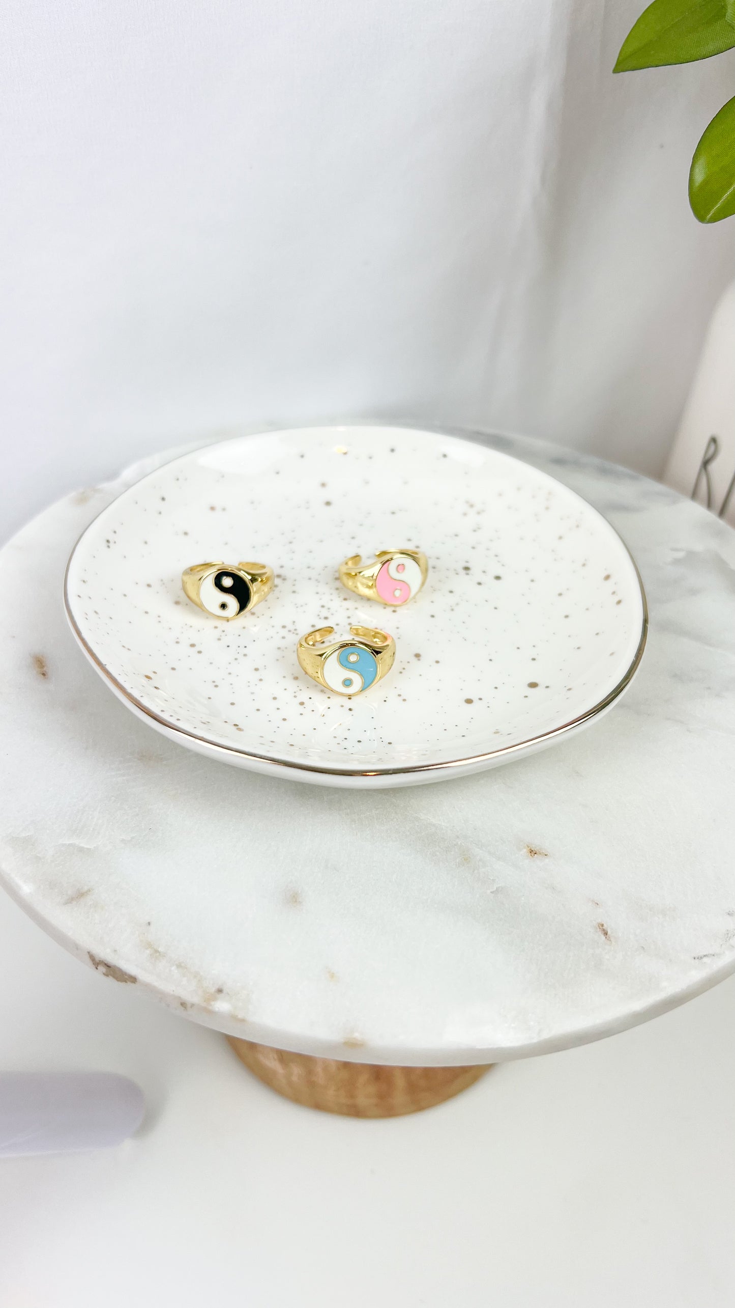 Ying Yang Rings