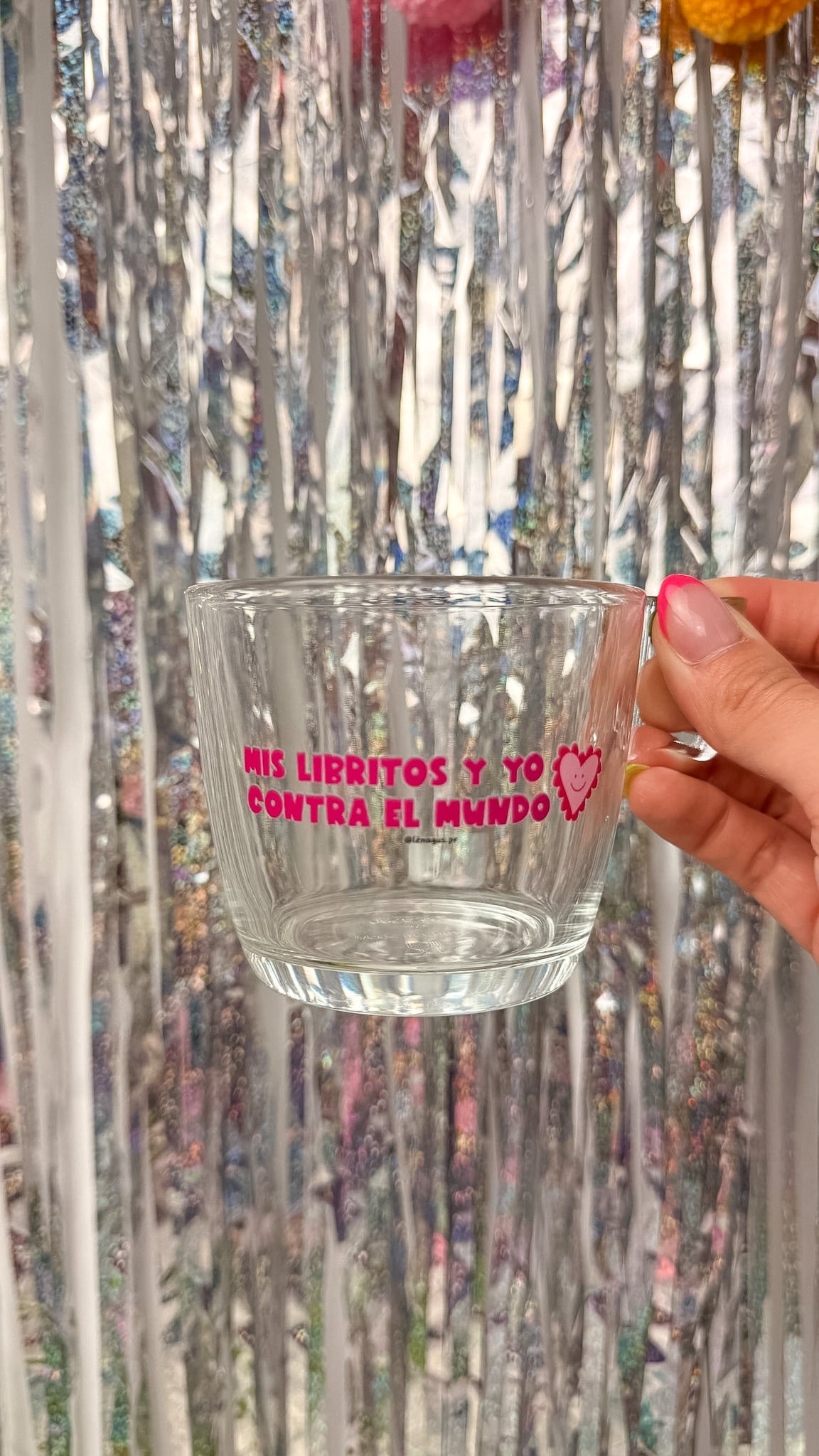 Mis libritos y yo contra el mundo MUG
